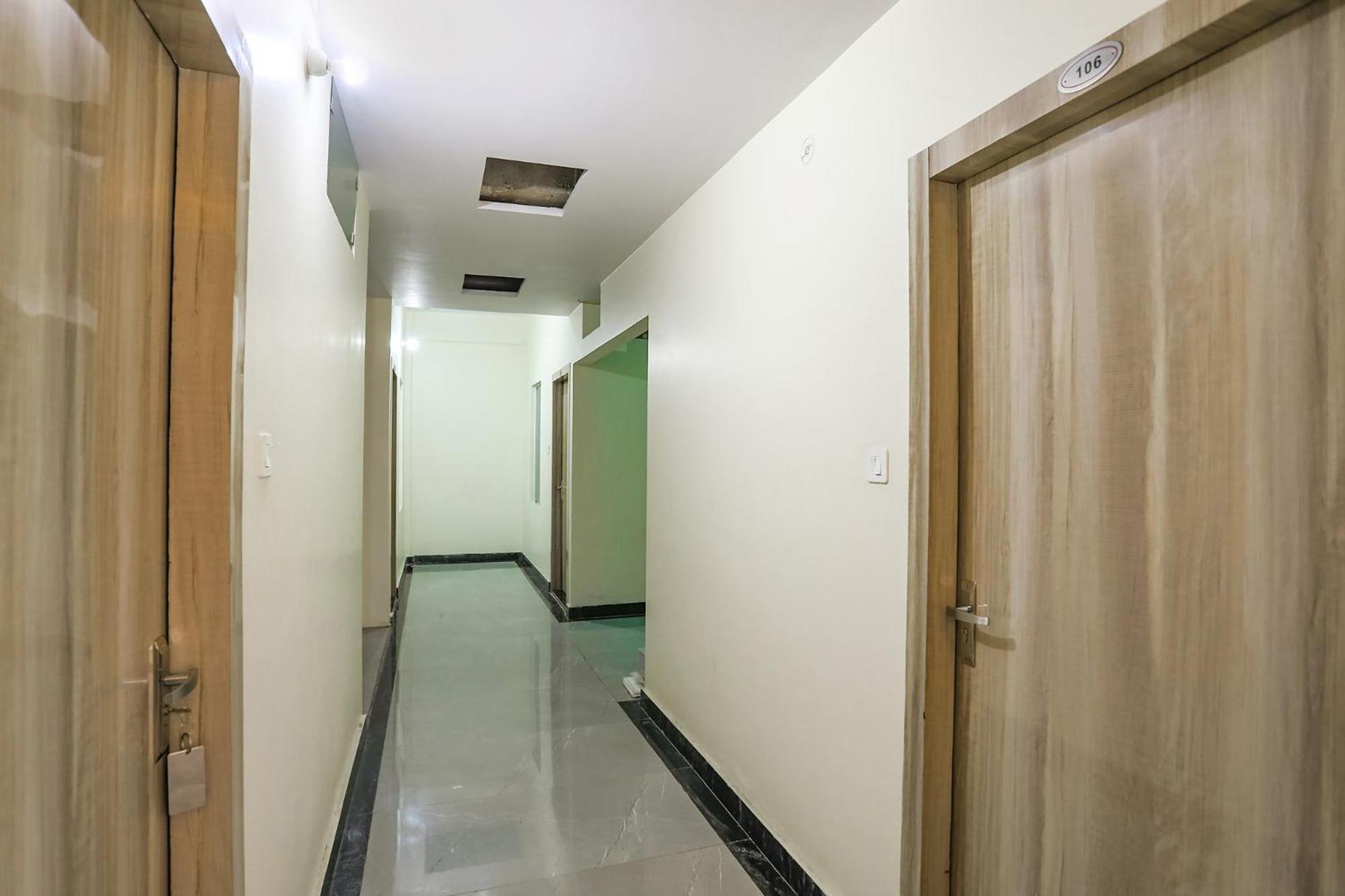 Fabhotel Sm Palace Chinhat المظهر الخارجي الصورة